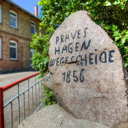 Kleines Hofzimmer Lägenhet *