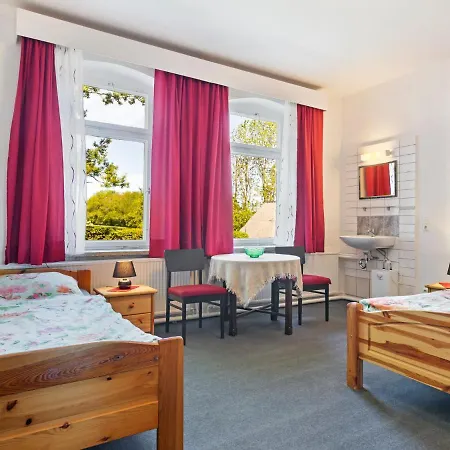 Kleines Hofzimmer * Klein Pravtshagen